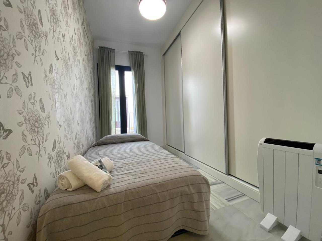 شقة Duplex En Casco Historico, Terraza, Garaje, Wi-Fi Sanlúcar de Barrameda المظهر الخارجي الصورة